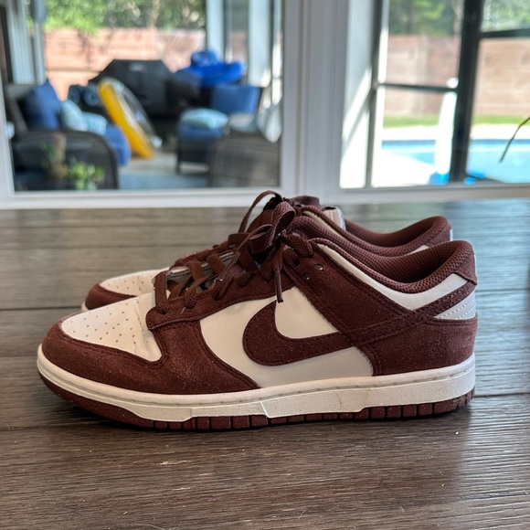 Women’s Nike Dunks - Picture 3 of 6